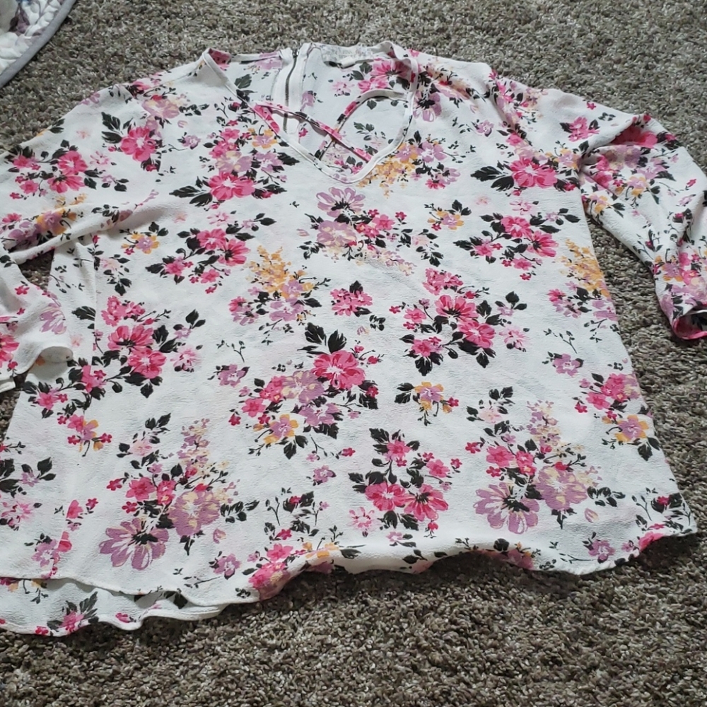 Floral top